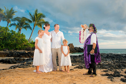 [Maui Elopement & Maui Wedding Photographer Online]-Maui Wedding Photography & Planning Studio, A Paradise Dream Wedding
