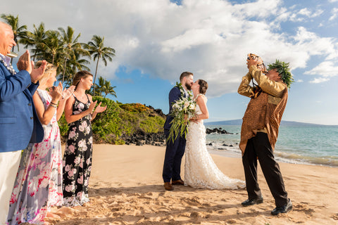 [Maui Elopement & Maui Wedding Photographer Online]-Maui Wedding Photography & Planning Studio, A Paradise Dream Wedding