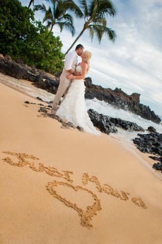 [Maui Elopement & Maui Wedding Photographer Online]-Maui Wedding Photography & Planning Studio, A Paradise Dream Wedding