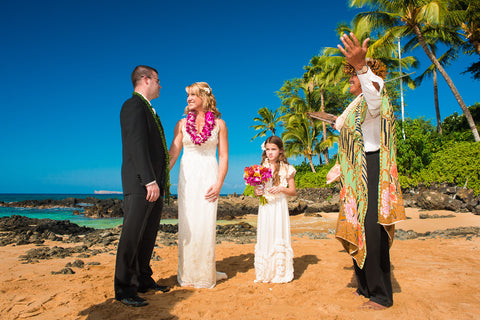 [Maui Elopement & Maui Wedding Photographer Online]-Maui Wedding Photography & Planning Studio, A Paradise Dream Wedding