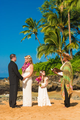 [Maui Elopement & Maui Wedding Photographer Online]-Maui Wedding Photography & Planning Studio, A Paradise Dream Wedding